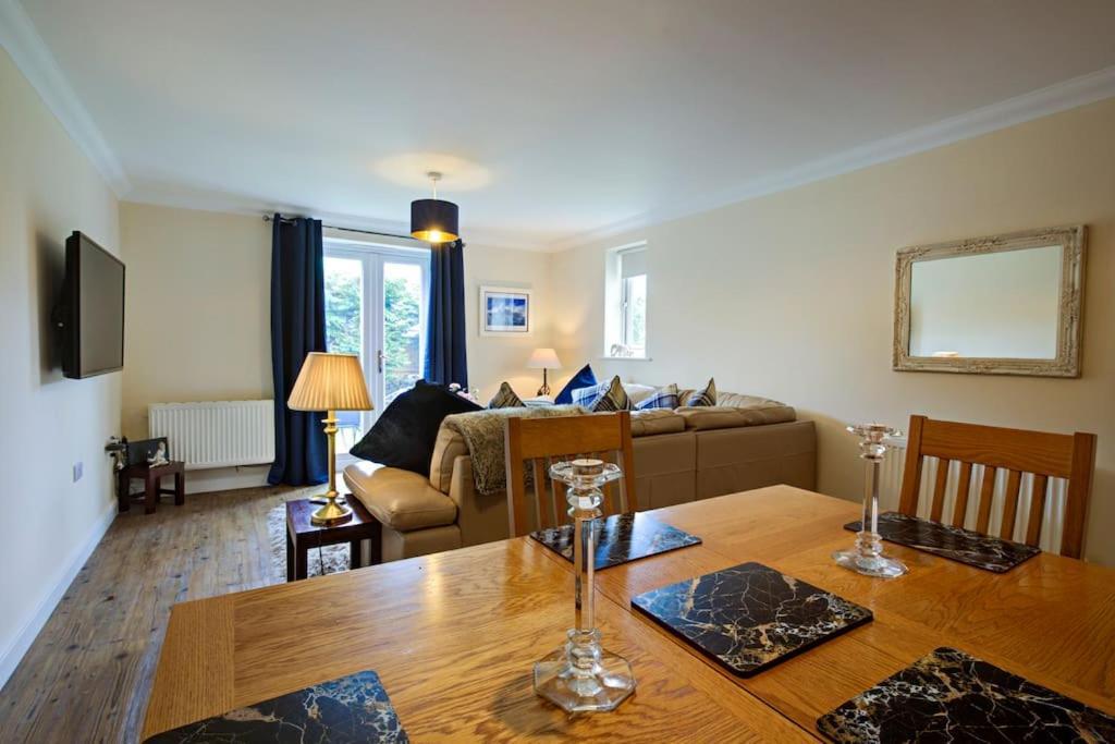 Ingledale Apartment, Ingleton, Yorkshire Dales National Park, Famous Three Peaks, Near The Lake District, Pets Are Welcome イングルトン エクステリア 写真