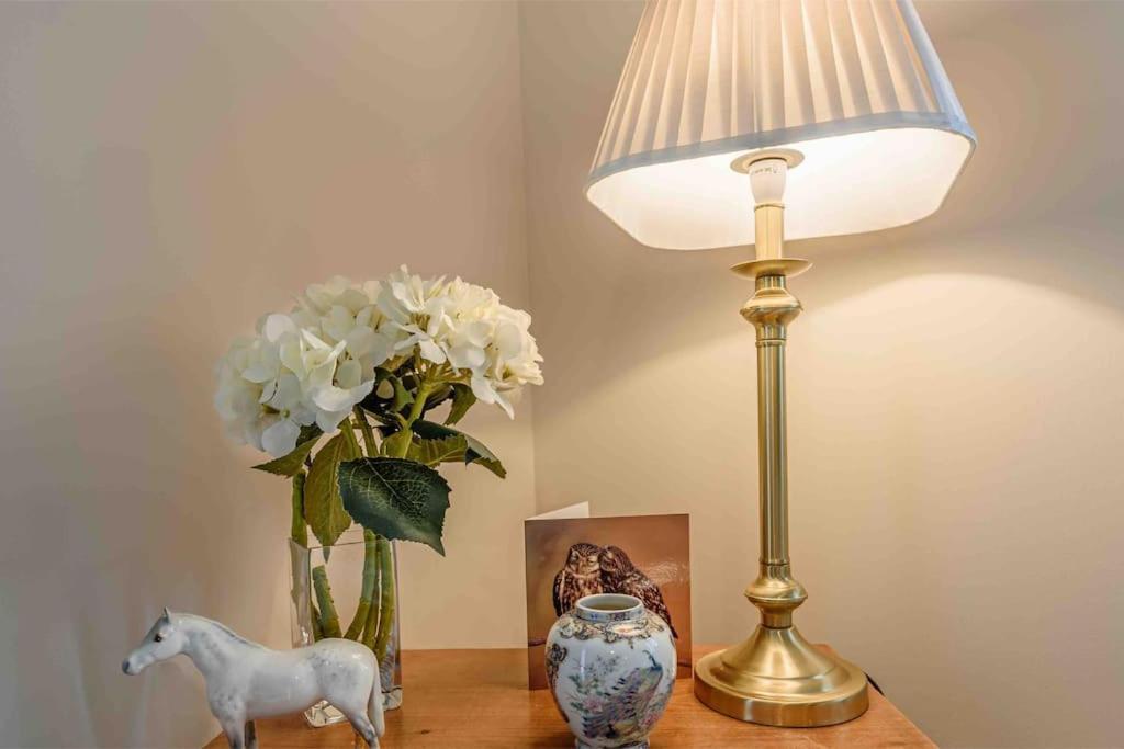 Ingledale Apartment, Ingleton, Yorkshire Dales National Park, Famous Three Peaks, Near The Lake District, Pets Are Welcome イングルトン エクステリア 写真