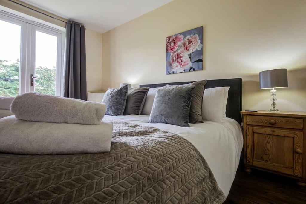 Ingledale Apartment, Ingleton, Yorkshire Dales National Park, Famous Three Peaks, Near The Lake District, Pets Are Welcome イングルトン エクステリア 写真