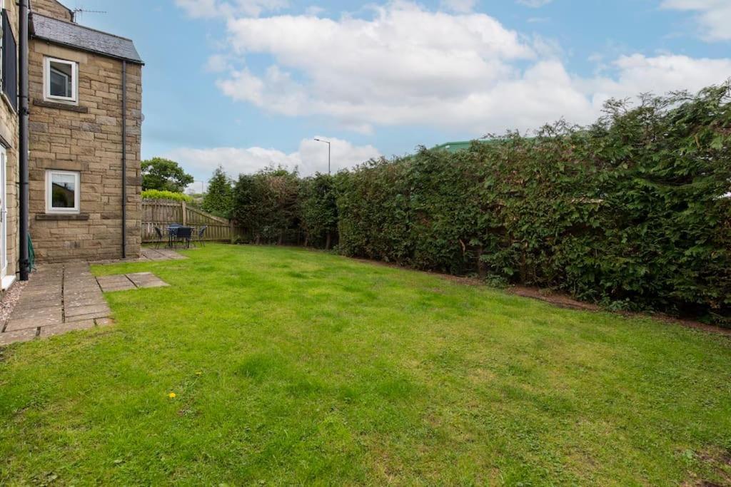 Ingledale Apartment, Ingleton, Yorkshire Dales National Park, Famous Three Peaks, Near The Lake District, Pets Are Welcome イングルトン エクステリア 写真