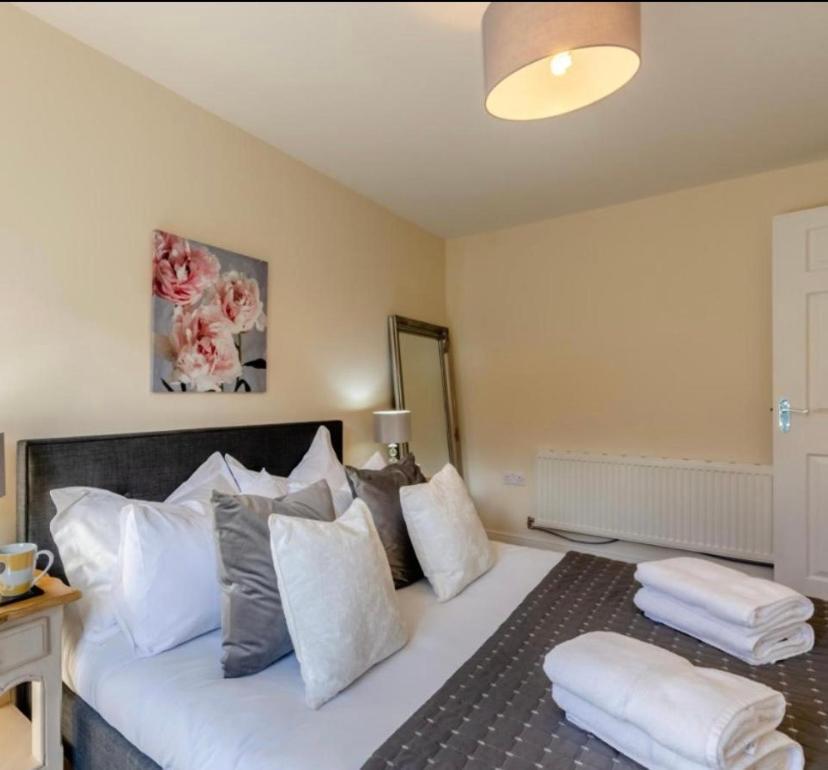 Ingledale Apartment, Ingleton, Yorkshire Dales National Park, Famous Three Peaks, Near The Lake District, Pets Are Welcome イングルトン エクステリア 写真