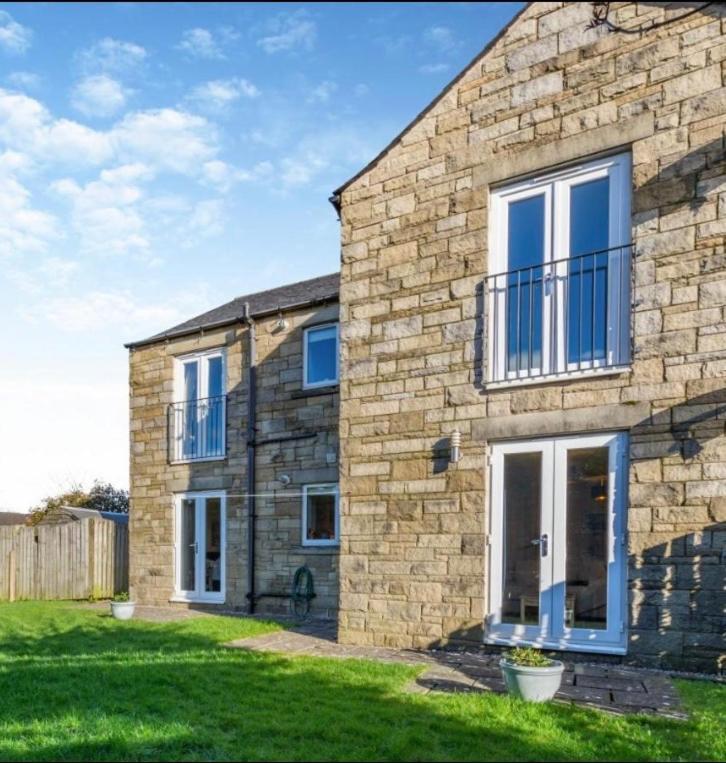 Ingledale Apartment, Ingleton, Yorkshire Dales National Park, Famous Three Peaks, Near The Lake District, Pets Are Welcome イングルトン エクステリア 写真