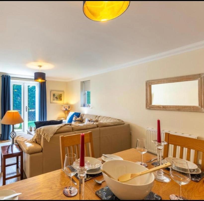Ingledale Apartment, Ingleton, Yorkshire Dales National Park, Famous Three Peaks, Near The Lake District, Pets Are Welcome イングルトン エクステリア 写真